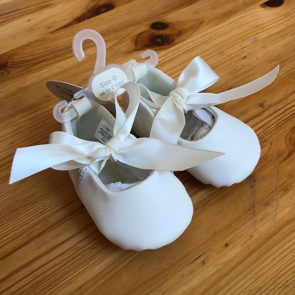 Tiny baby shoes with soft sole-  super cute!